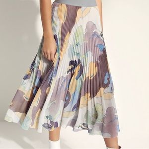 Aritzia Wilfred Twirl Skirt Size L NWOT